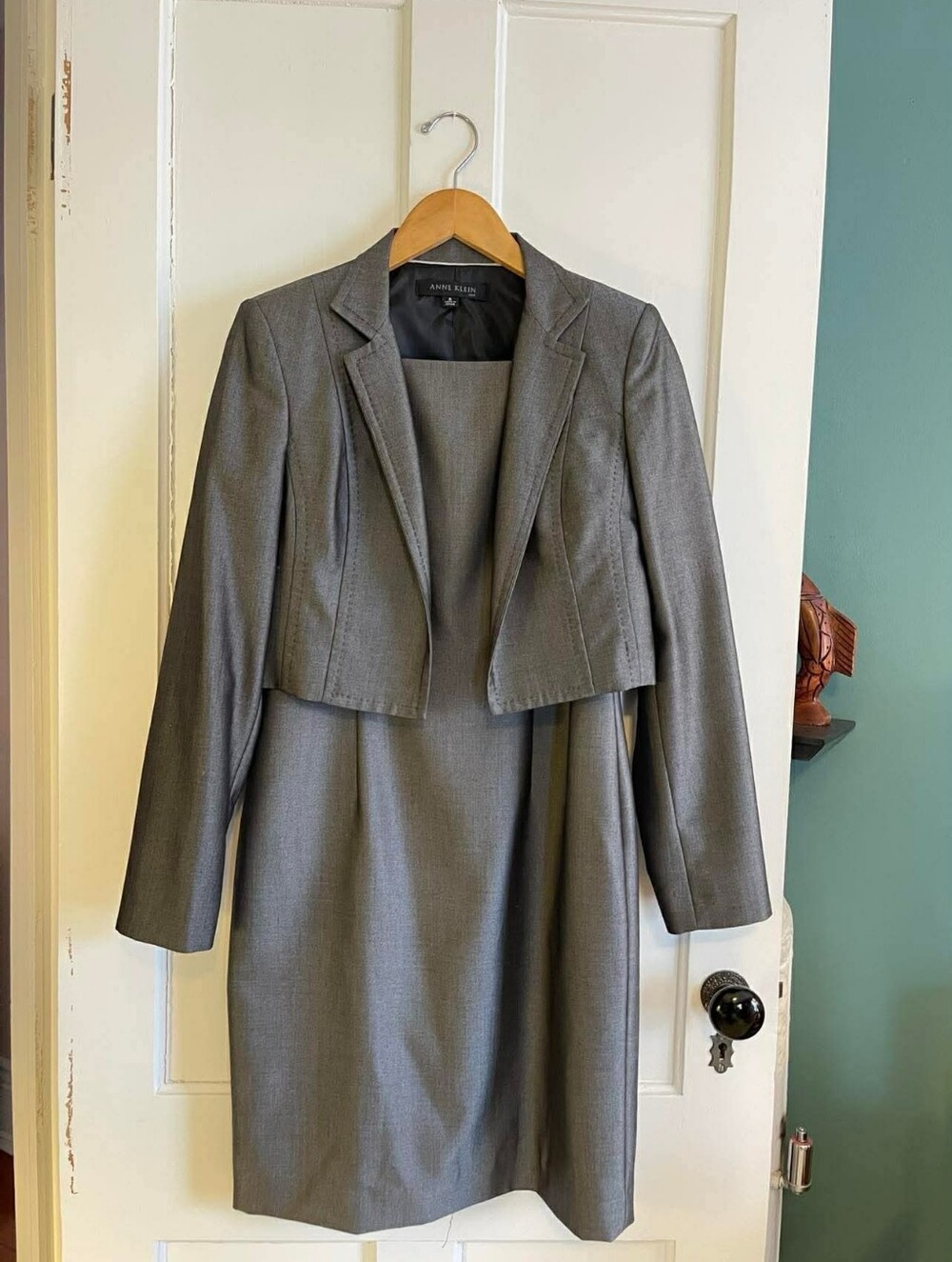 Y2K Anne Klein 2-Piece Gray Suit Set Cropped Blazer + Sheath Dress Size 6